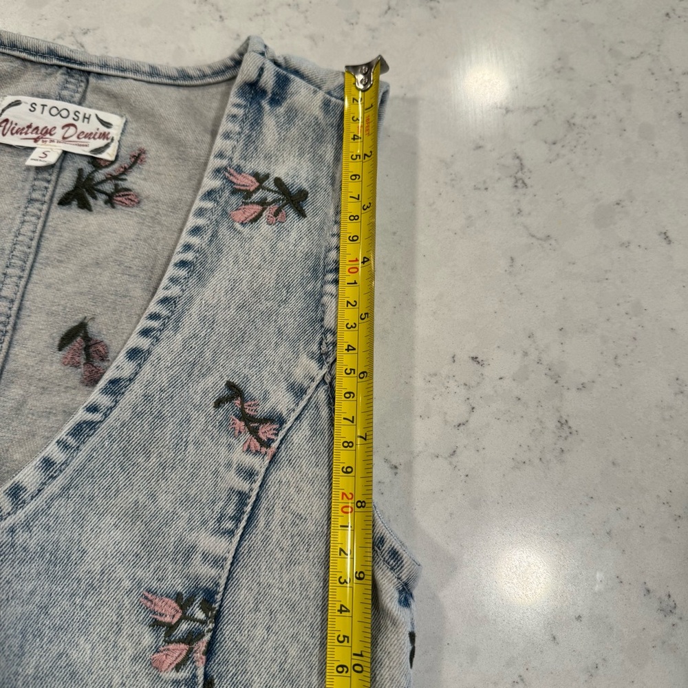 Stoosh Vintage Denim by 26 International Embroidered Floral Vest Pink Flowers - Picture 10 of 10